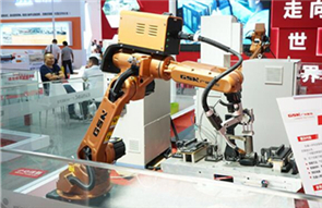 機焊接機器人